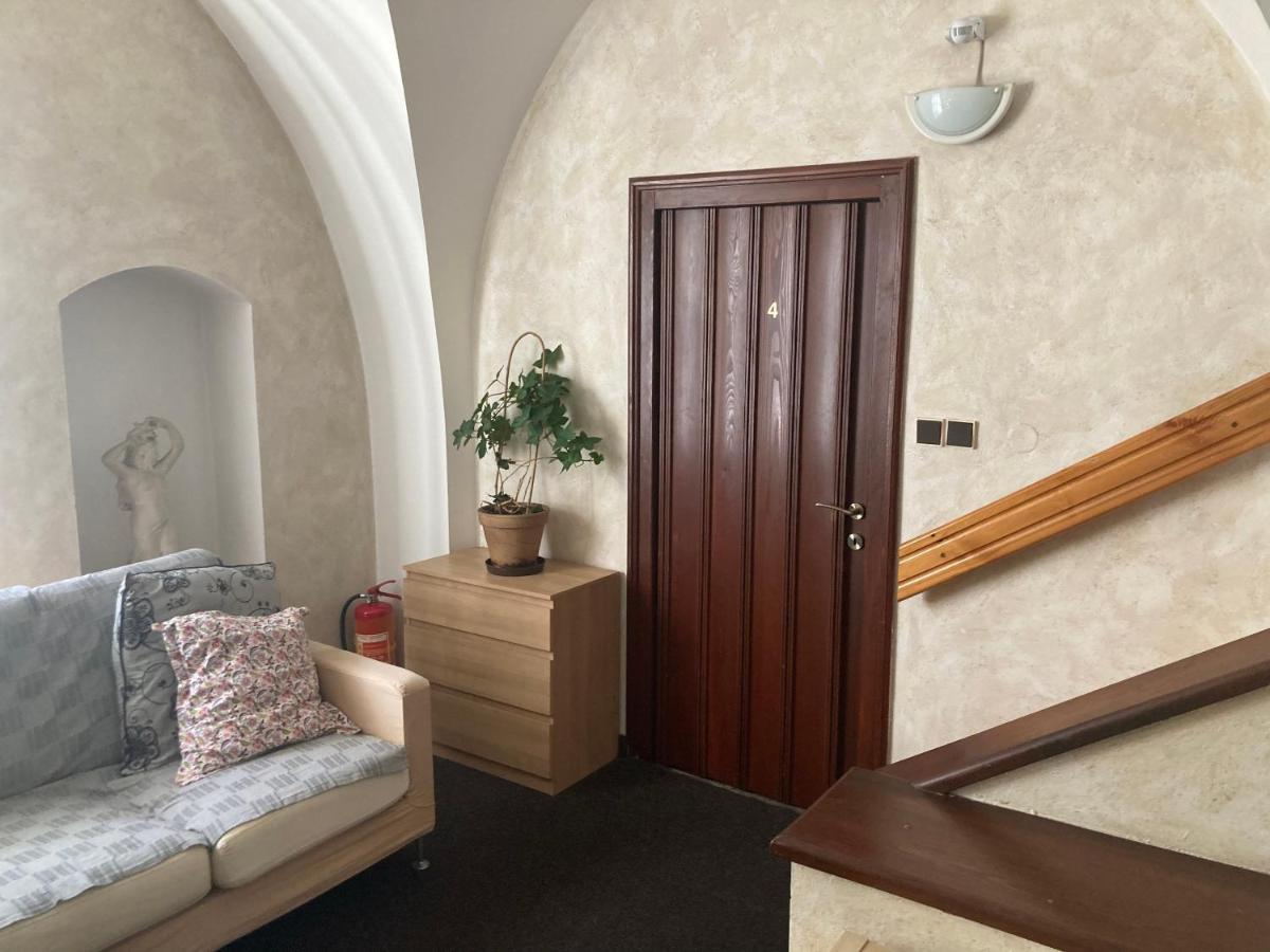 Penzion A Restaurace Modra Ruze Tabor Zewnętrze zdjęcie